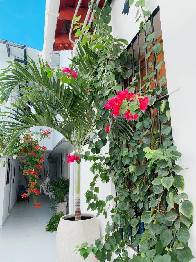 Comunidad Calle 13 Hotel Boutique Santa Marta  Ngoại thất bức ảnh